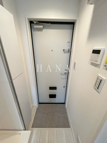 エクセラン西新井大師の玄関