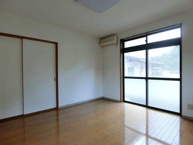 マチルドの洋室