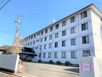 Nasic新田辺ハウスの外観