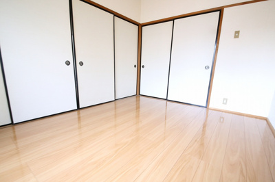 【居間・リビング】 | サンハイツ山中 | 北側洋室（2）