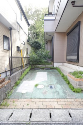 【駐車場】 | Tea学園前貸家