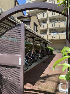 【その他共用部分】 | 要町ハイム | 駐輪場：月額500円、入居者以外は使用できないため安心です。