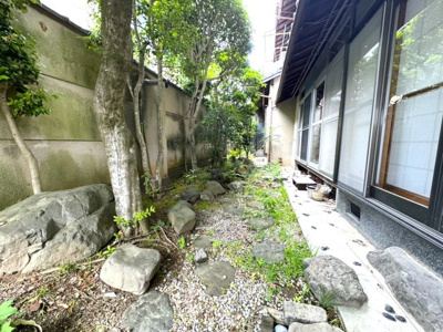【庭】 | 紫野大徳寺町貸家