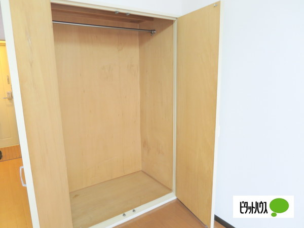 エクセレント河の収納