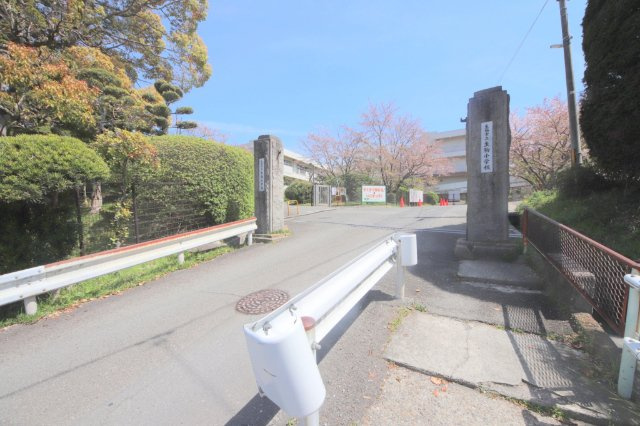 プラスハウスの周辺|小学校「生駒市立生駒小学校まで1225m」