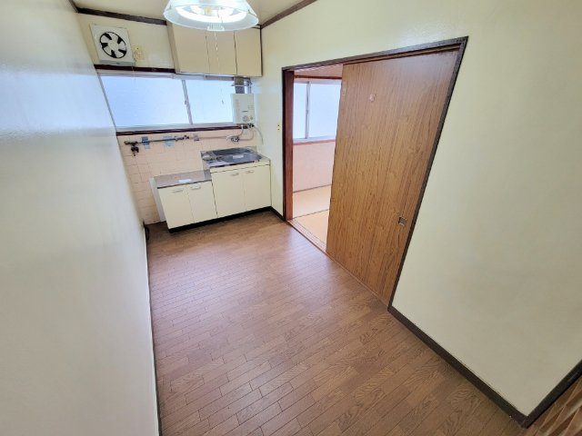 プラスハウスの居間・リビング