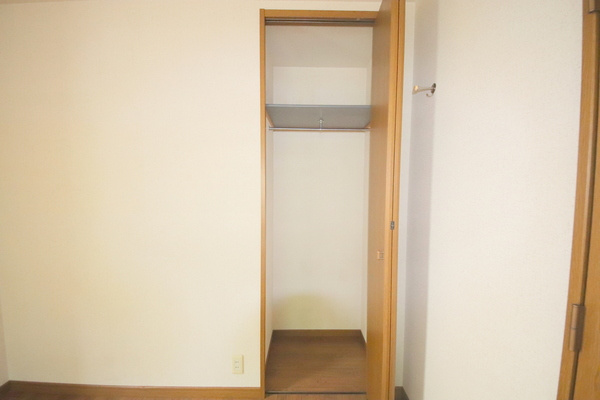 ハイツ本町の収納