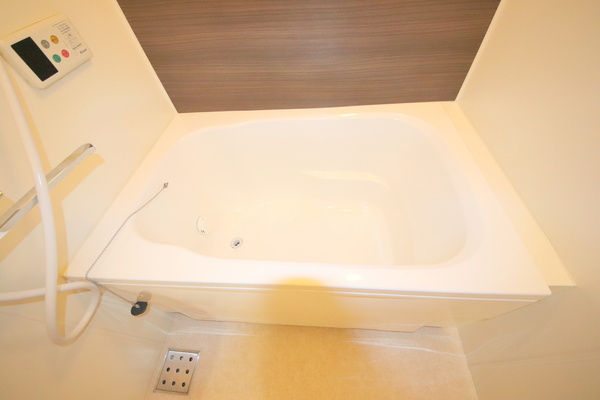 富雄駅前木村ビルの内装