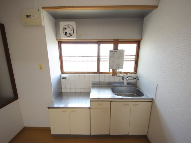 生駒市西旭ケ丘のテラスのキッチン