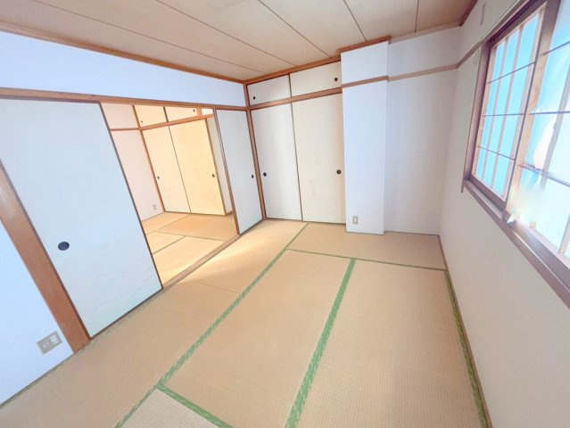 生駒市壱分町の賃貸マンションの和室