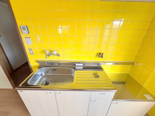 生駒市壱分町の賃貸マンションのキッチン