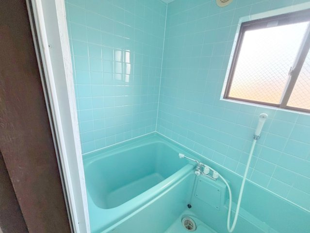 生駒市壱分町の賃貸マンションの浴室