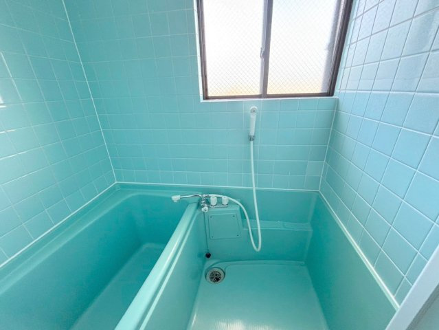 生駒市壱分町の賃貸マンションの浴室