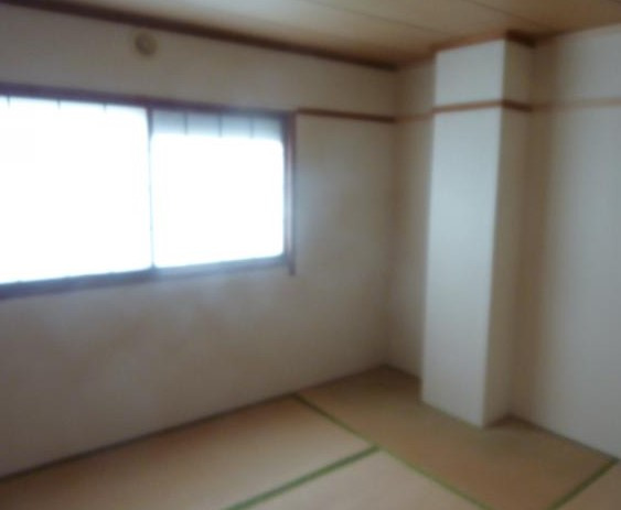 生駒市壱分町の賃貸マンションの和室