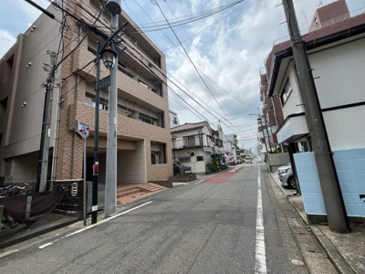 【展望】 | ア－バンヒルズ南橋本 | 景色重視でお家選ぶをするとスーパーが遠い！学校が遠い！など生活をするうえで利便性で困ることもあります。まず一度現地を見学する際に、周辺の施設などがあるかを確認し、暮らし始めた後のことを想像しましょう。