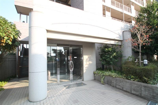 【エントランス】 | ルミエールアルシェ | エントランス