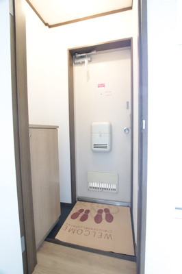 下駄箱付きの玄関です！