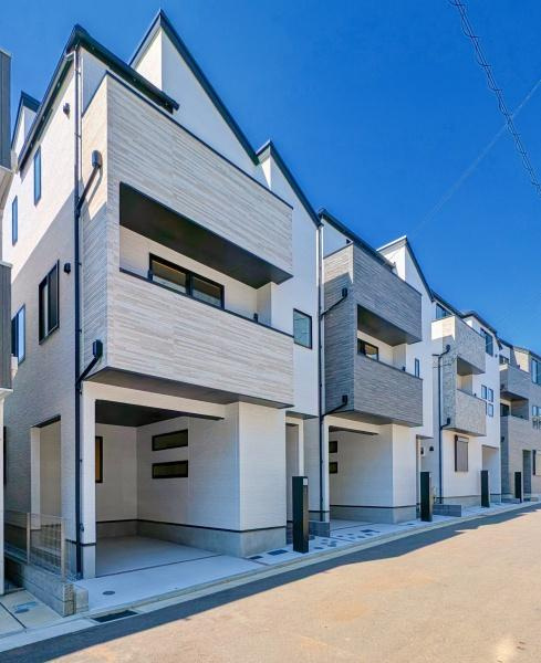 横浜市旭区鶴ケ峰１丁目の新築一戸建の前面道路含む現地写真|周辺環境も合わせてご案内させて頂きます！
お気軽にお問い合わせ下さい！