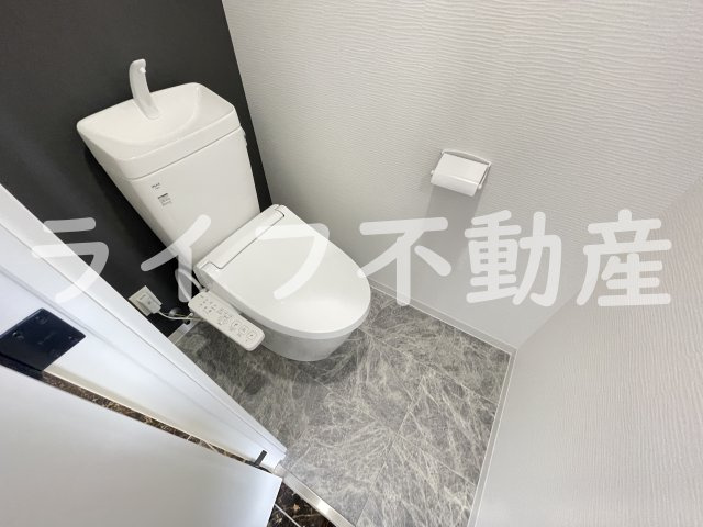 siete 布施駅前のトイレ|コンパクトで使いやすいトイレです