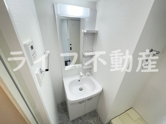 siete 布施駅前の独立洗面台|独立洗面台、朝の身支度には欠かせません