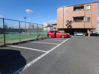【駐車場】 | オアシス六番館 | 大島　オアシス六番館　2DK　駐車場