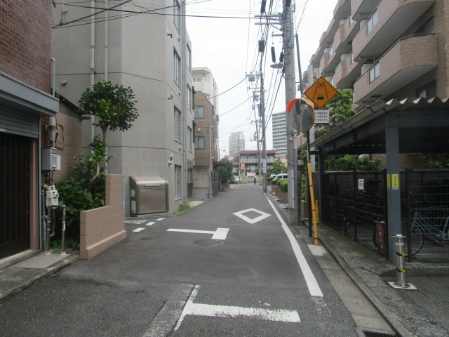 文京区大塚６丁目の倉庫の周辺