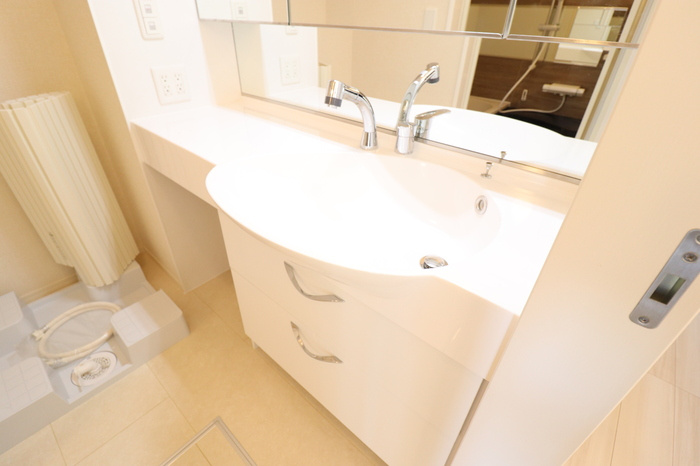 シゴーニュの独立洗面台|洗髪洗面化粧台