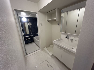 【洗面所】 | LAYOVER