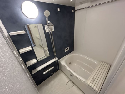 【浴室】 | LAYOVER