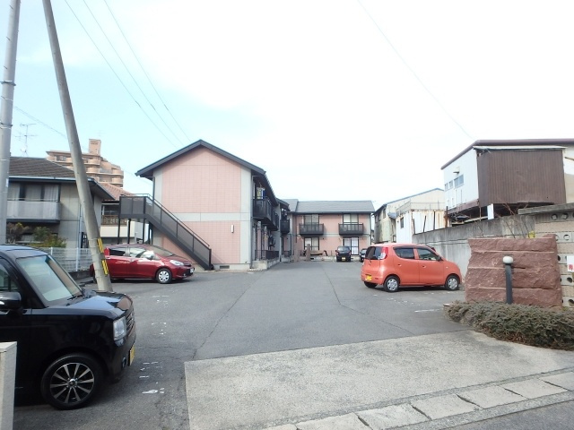 プチプラージュＡ棟の外観