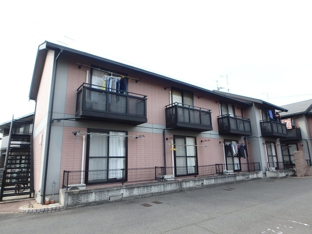 プチプラージュＡ棟の外観