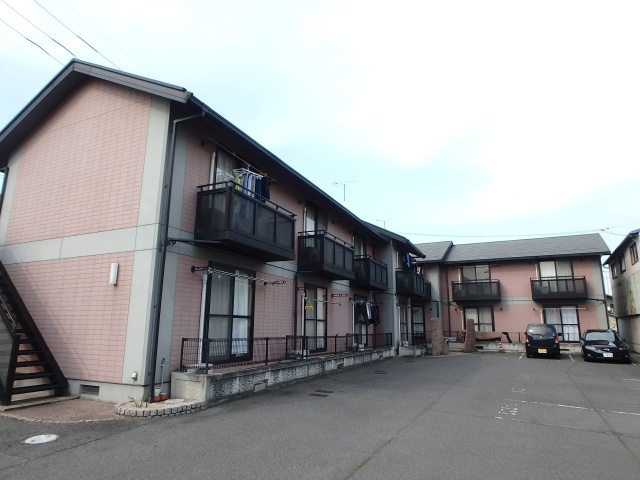 プチプラージュＡ棟の外観
