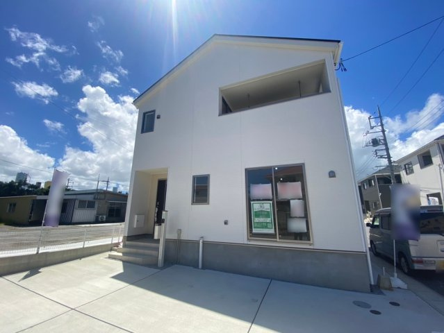 沖縄市古謝　第5　1号棟の外観