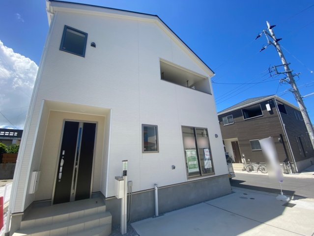 沖縄市古謝　第5　1号棟の外観