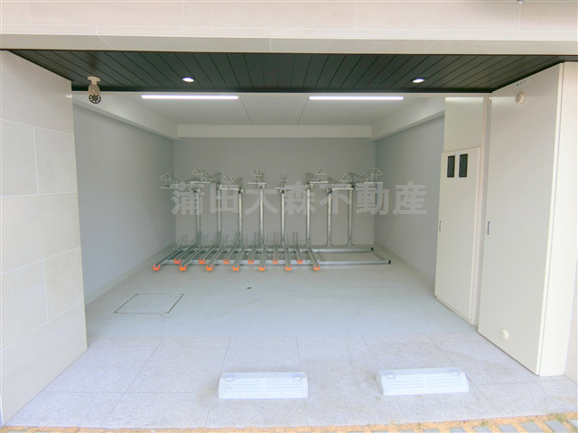 ステージファースト糀谷の駐車場|屋根付き駐輪場