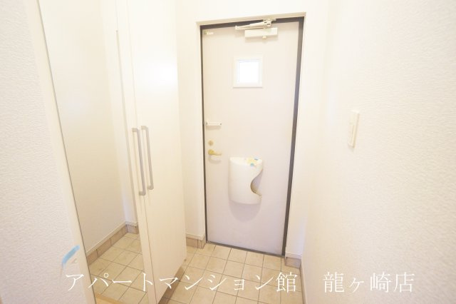 ラフレシールの玄関