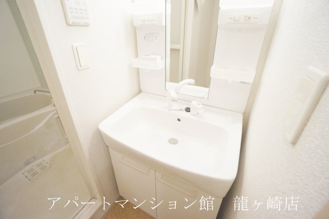 ラフレシールの独立洗面台