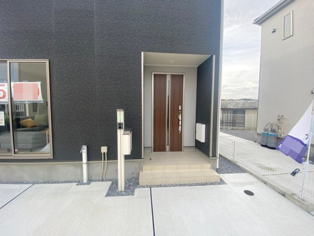 沖縄市古謝　第5　6号棟の外観