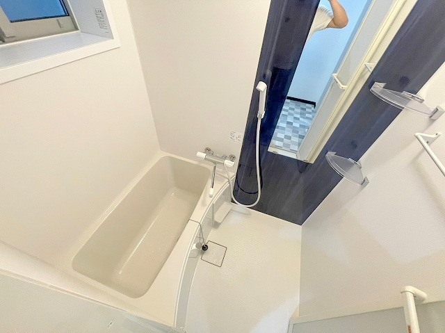 アベニール十三の浴室