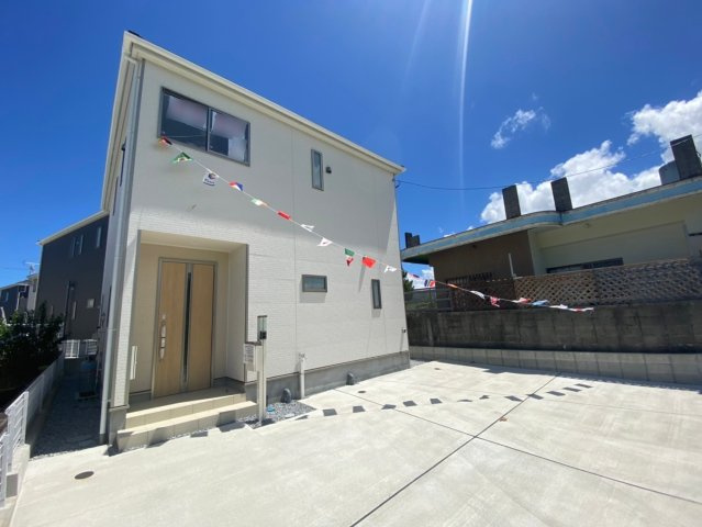 沖縄市古謝　第5　7号棟の外観