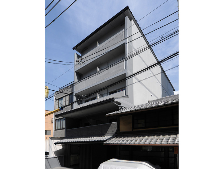 ラ・プルミエール烏丸五条