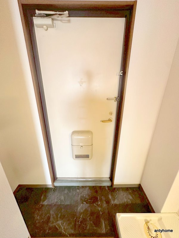 ドエル南本町の玄関
