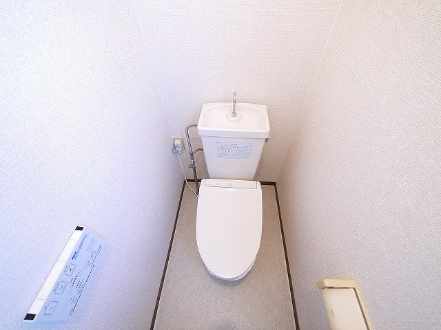 ガーデンヒルズ高の原　3棟のトイレ|シンプルで使いやすいトイレです