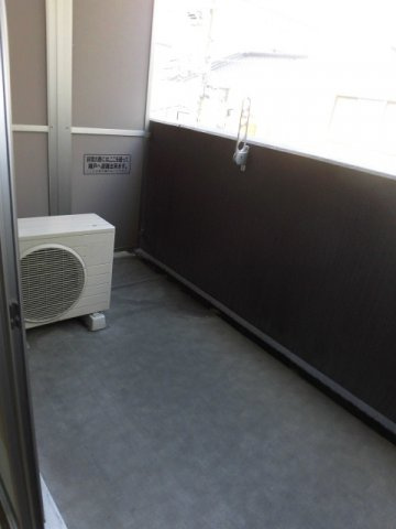 大阪市中央区松屋町の賃貸マンションのバルコニー