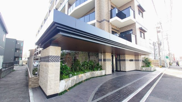 グランフォーレ箱崎九大前駅レジデンスのエントランス|グランフォーレ箱崎九大前駅レジデンス（3LDK）