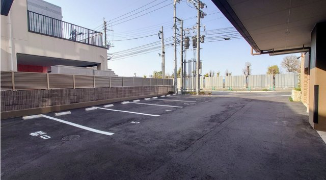 グランフォーレ箱崎九大前駅レジデンスの駐車場|グランフォーレ箱崎九大前駅レジデンス（3LDK）