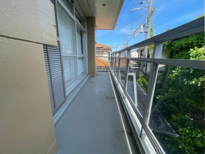 【バルコニー】