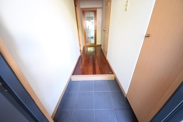 クレアトゥール＆Mの玄関