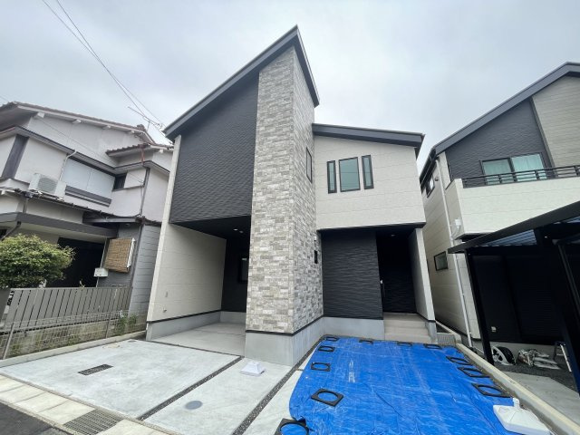 KIS緑区曽根1期｜名古屋市の戸建ならホームアップの駐車場|並列2台駐車可能