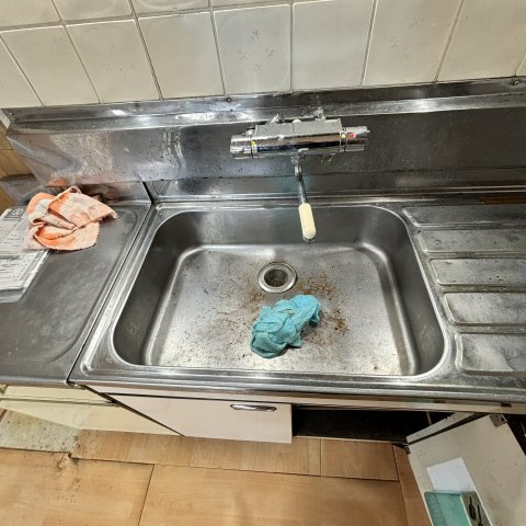 室蘭市本町2丁目4-11戸建のキッチン